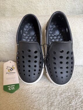 NWT Joybees Kids' Black Water Slip-On Shoes